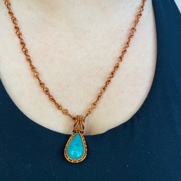 Necklace - Picture 6 of 7